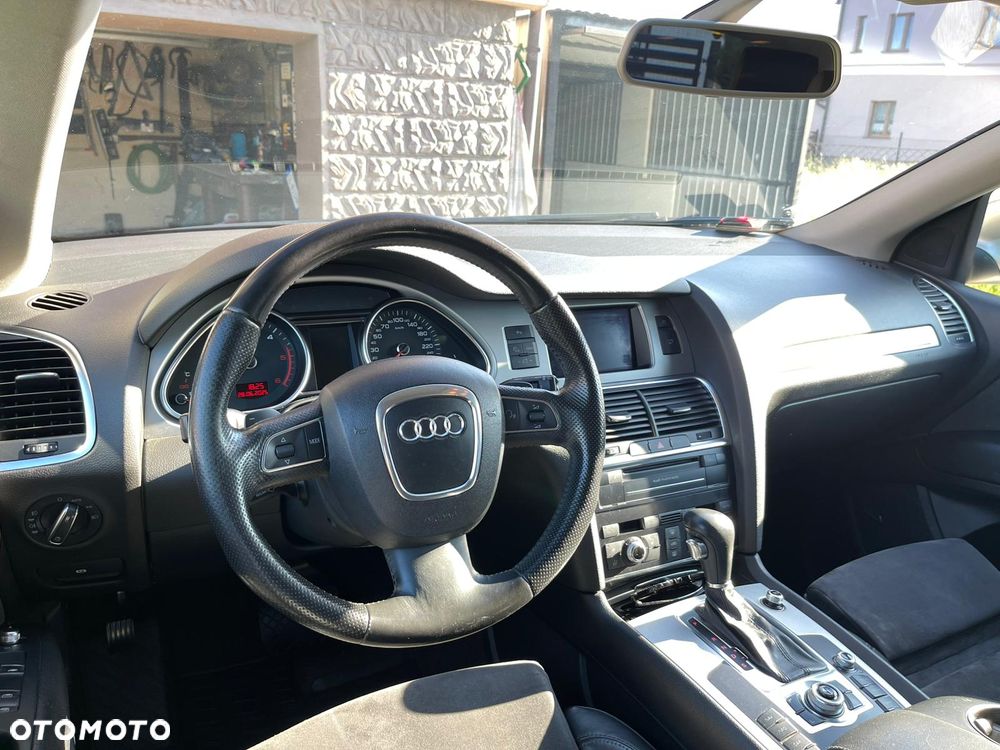 Audi Q7 3.0 TDI Quattro Tiptronic - 11