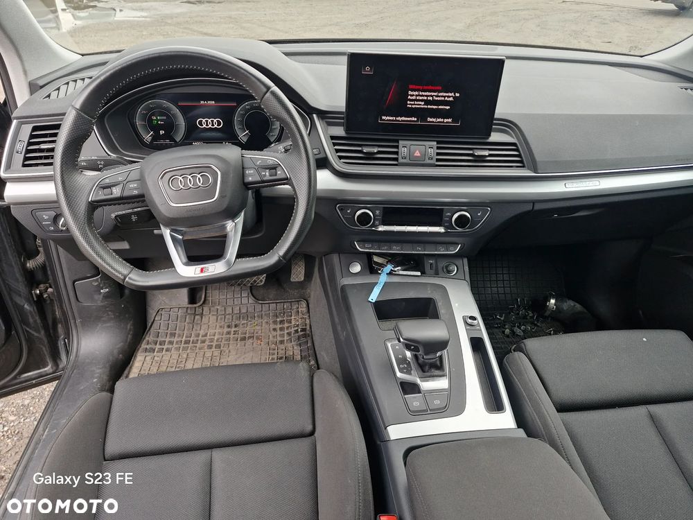 Audi Q5 50 TFSIe quattro S tronic S line business - 13