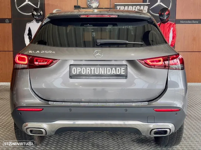 Mercedes-Benz GLA 250 e Progressive - 35