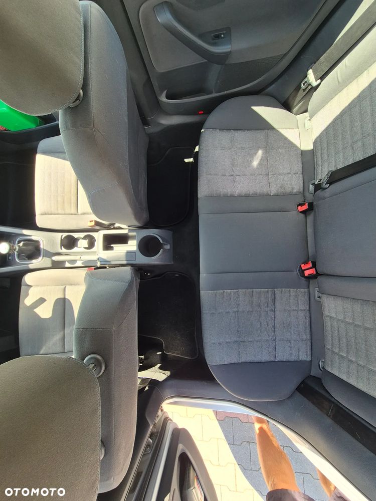 Volkswagen Golf 1.6 Trendline - 17