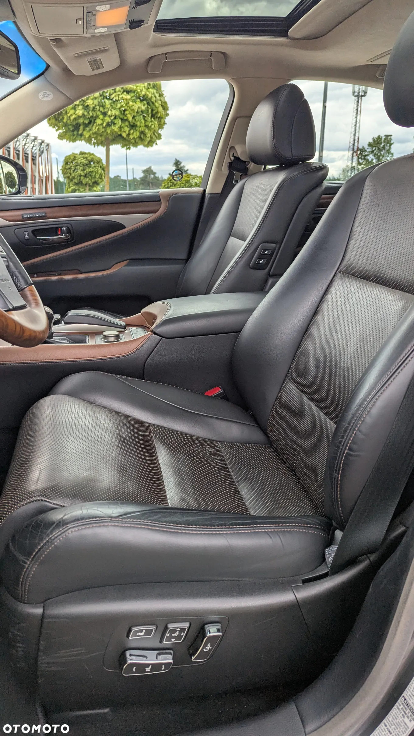 Lexus LS 460 Elite AWD - 10