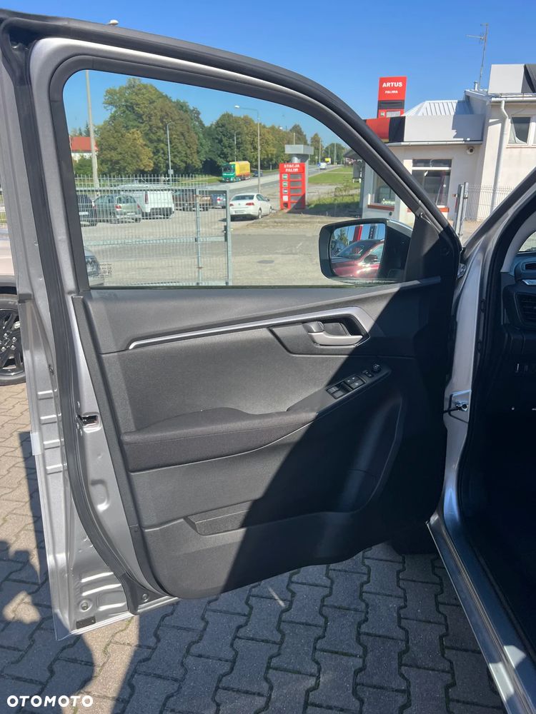 Isuzu D-Max - 16