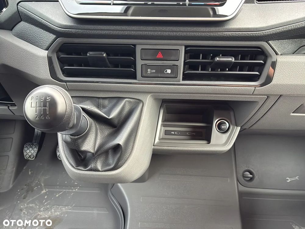 Volkswagen Crafter 35 Furgon L4H3, 2.0BiTDI 177KM, 4490mm, Wysoki dach - 30