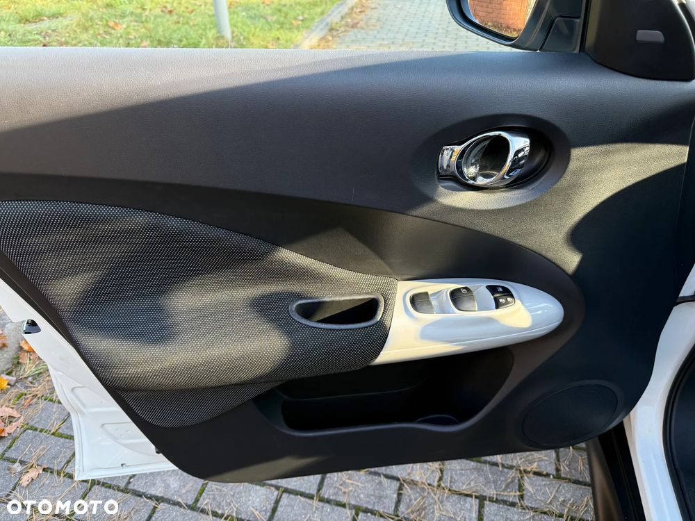 Nissan Juke 1.2 DIG-T N-Connecta Dark Sound - 24