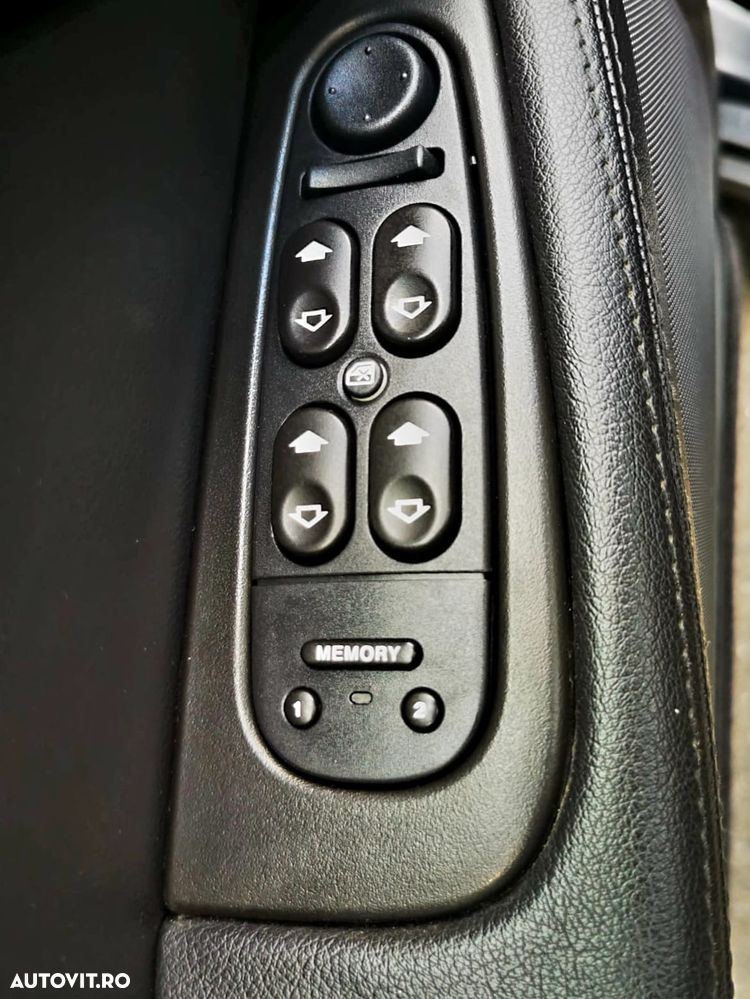 Jaguar S-Type 2.7 Twin Turbo Aut. Executive - 12