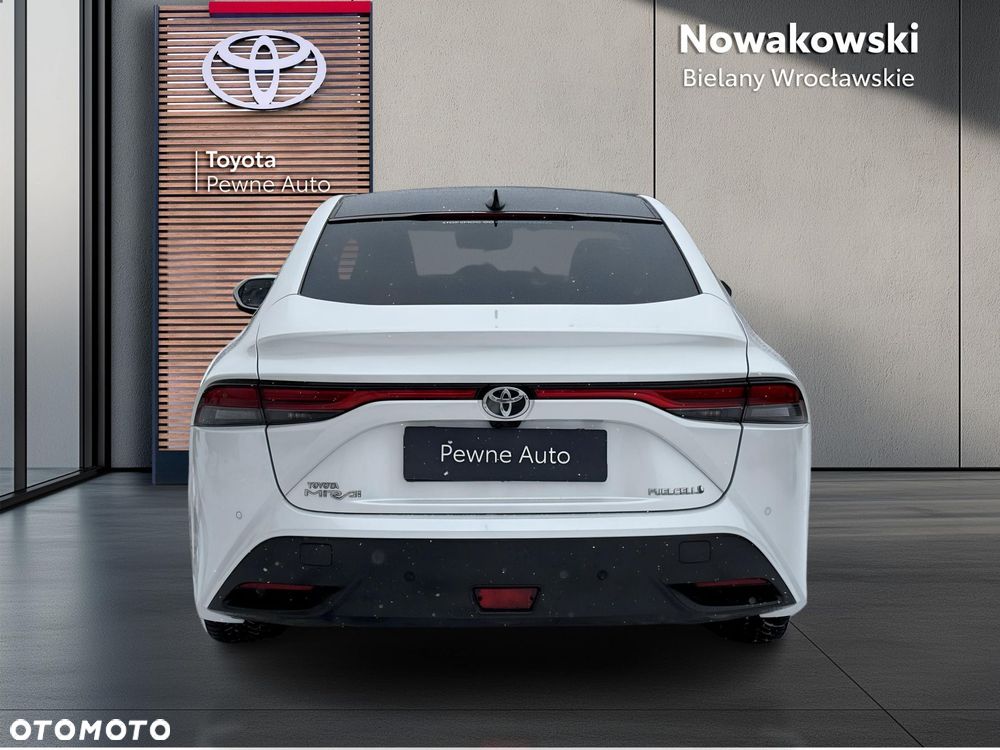 Toyota Mirai Executive - 4