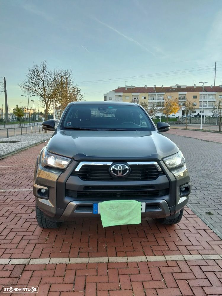 Toyota Hilux 2.8 D-4D 4WD Invincible TA - 5