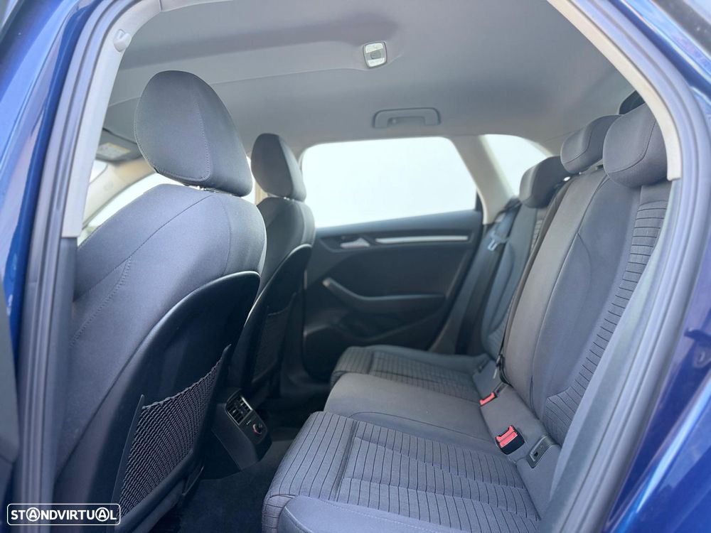 Audi A3 Sportback - 19