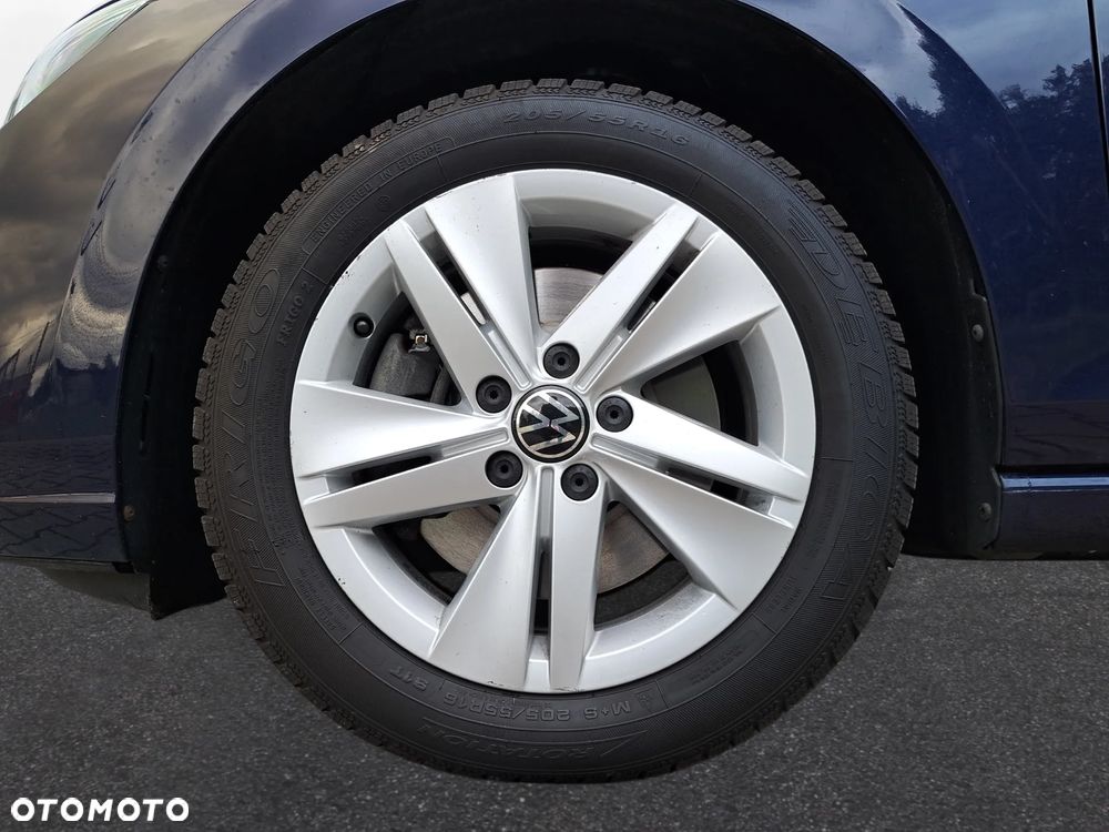Volkswagen Golf 2.0 TDI SCR DSG Life - 10