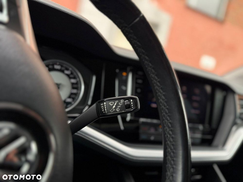 Volkswagen Touareg 3.0 V6 TDI SCR 4Mot Elegance - 23