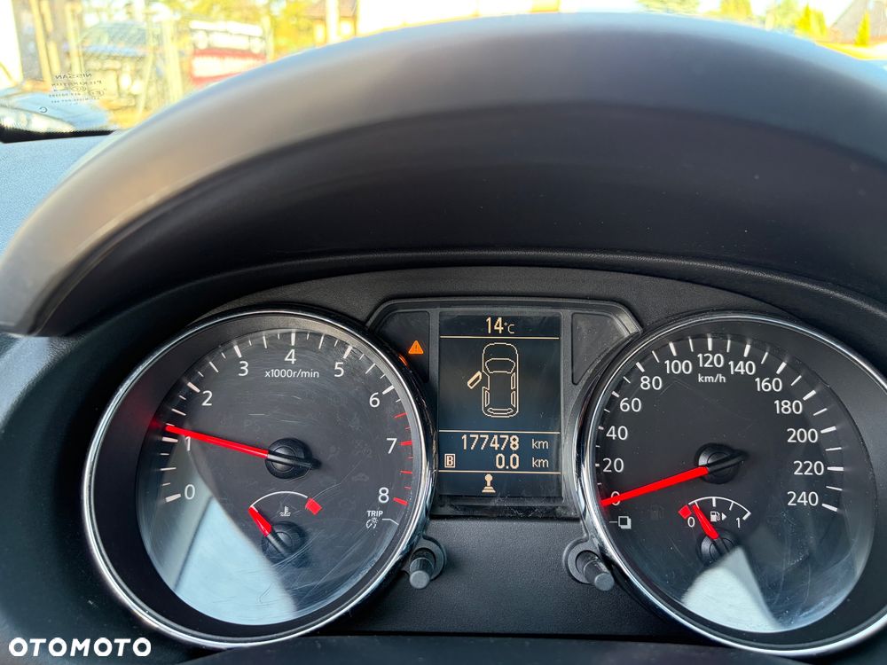 Nissan Qashqai 2.0 Acenta - 16