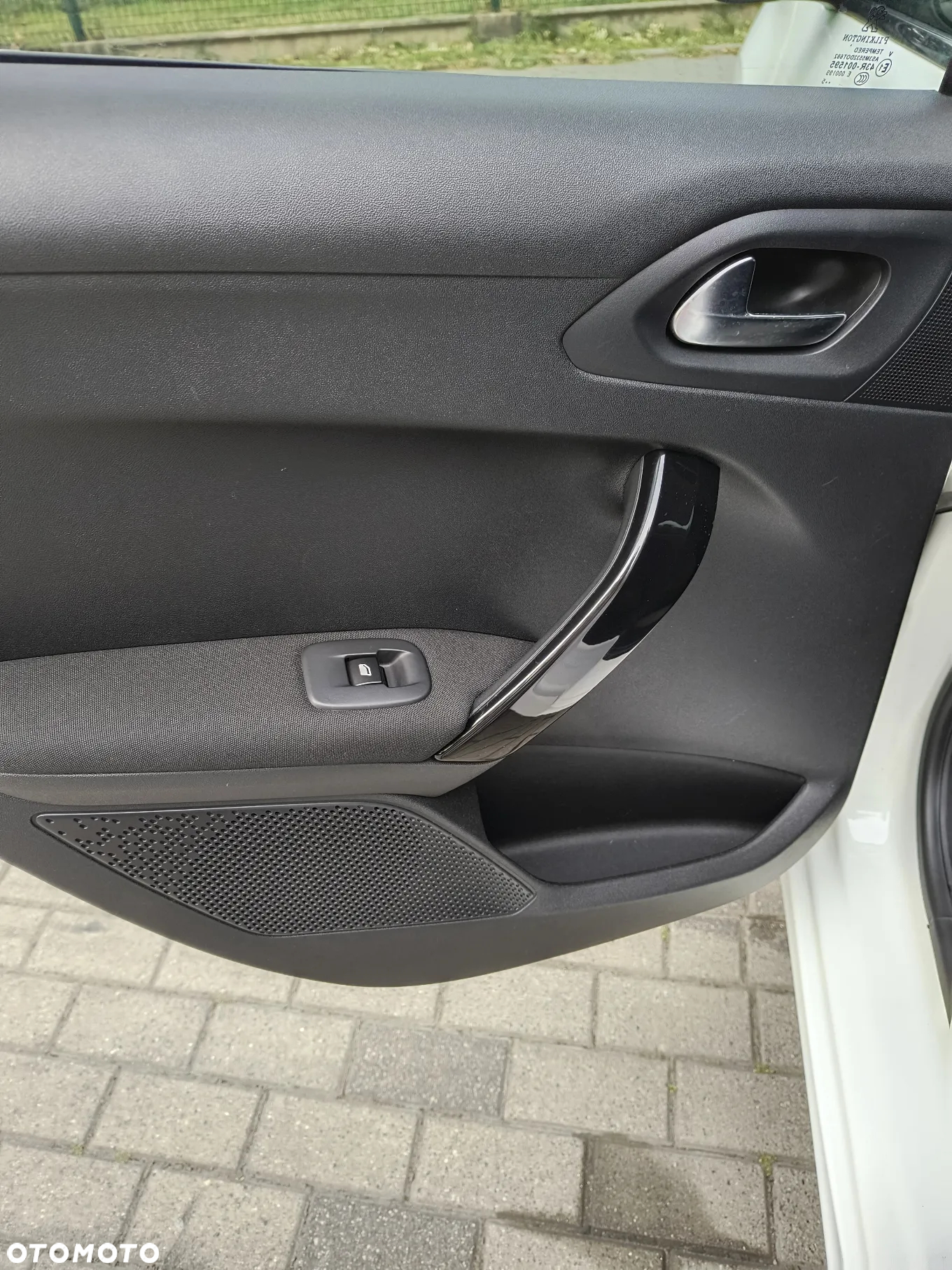 Peugeot 208 1.2 PureTech Allure - 10