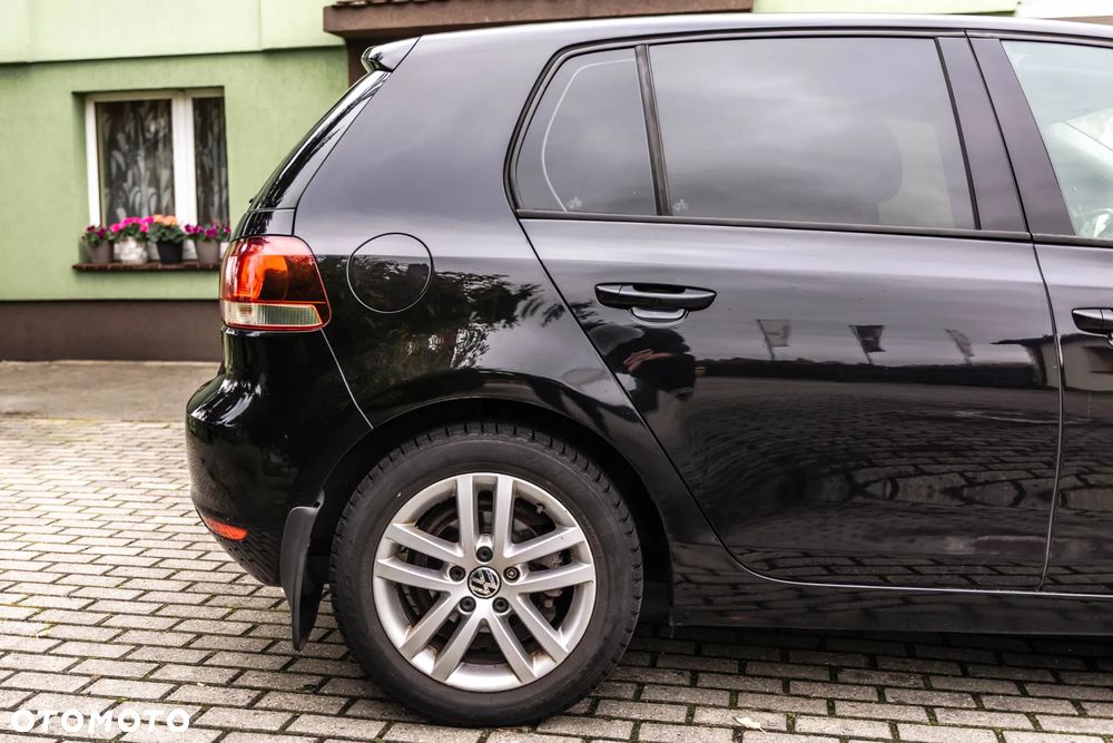 Volkswagen Golf - 5