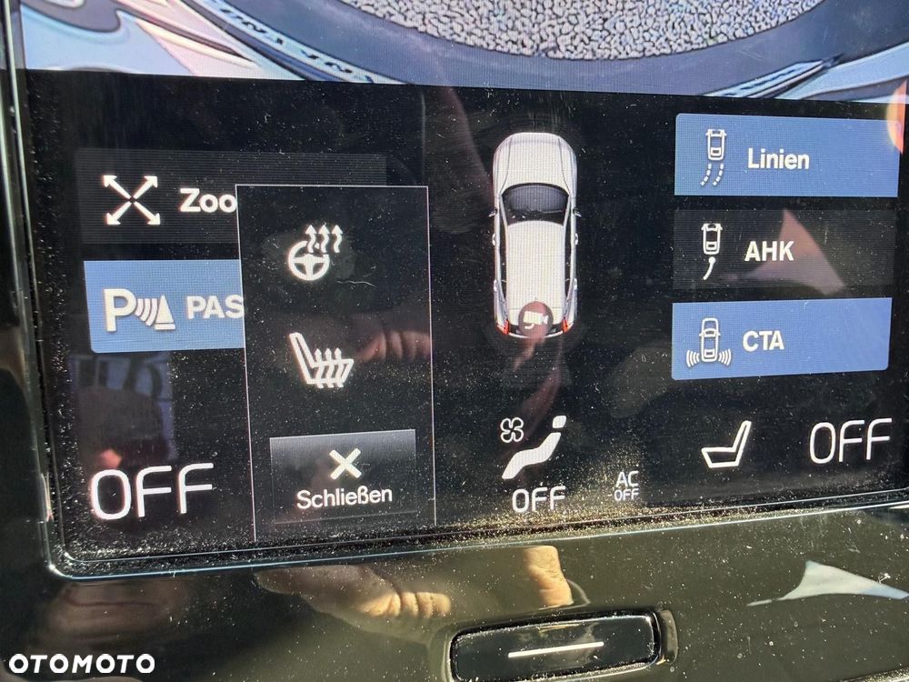 Volvo XC 40 T4 Plug-In Hybrid Plus Dark - 27