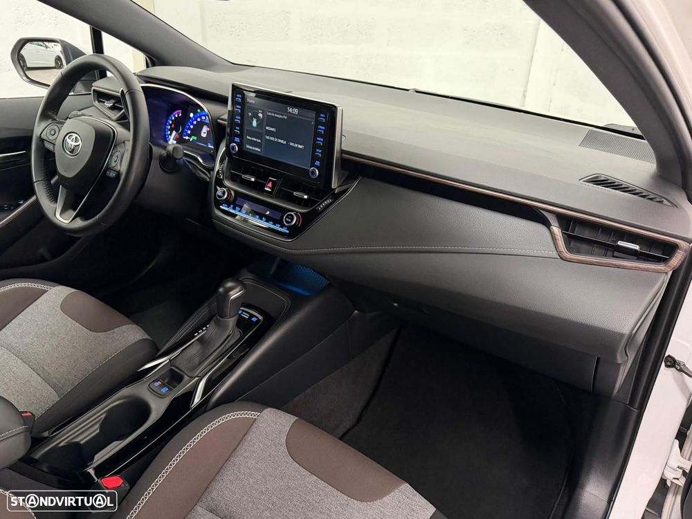 Toyota Corolla Touring Sports 1.8 Hybrid Trek - 30