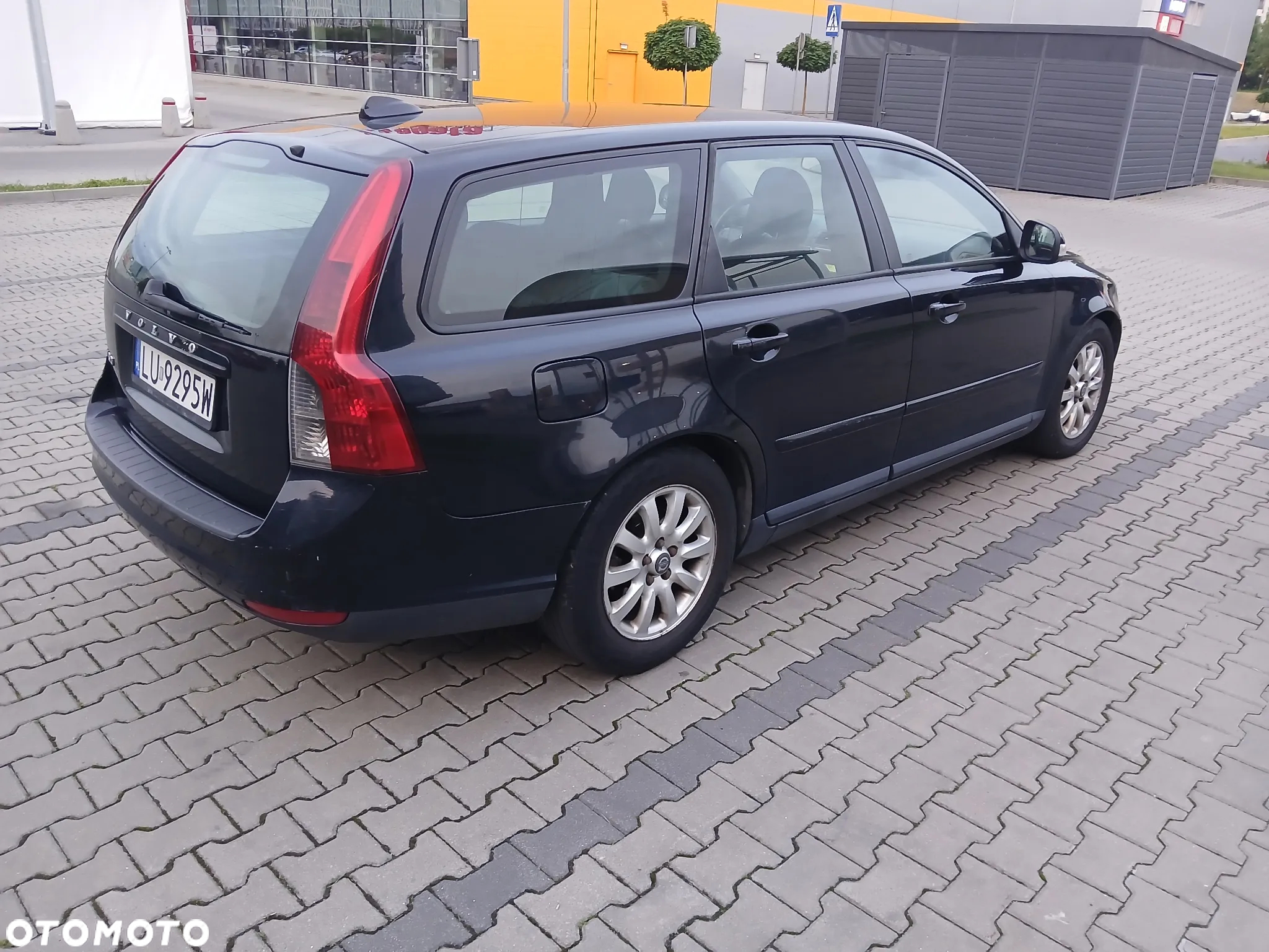 Volvo V50 1.6D DRIVe Momentum Start-Stop - 3