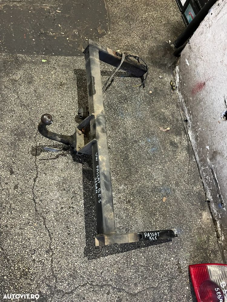 Carlig cui tractare VW Volkswagen Passat B5.5 sedan 2002 - 4