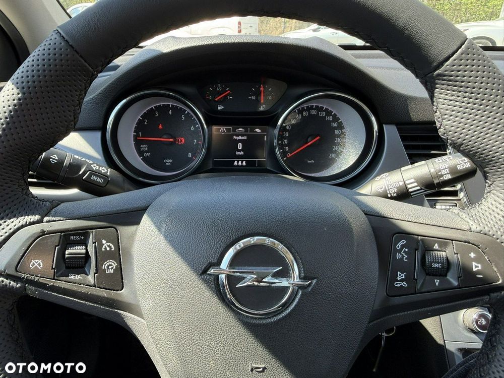 Opel Astra 1.4 T Enjoy S&S - 22