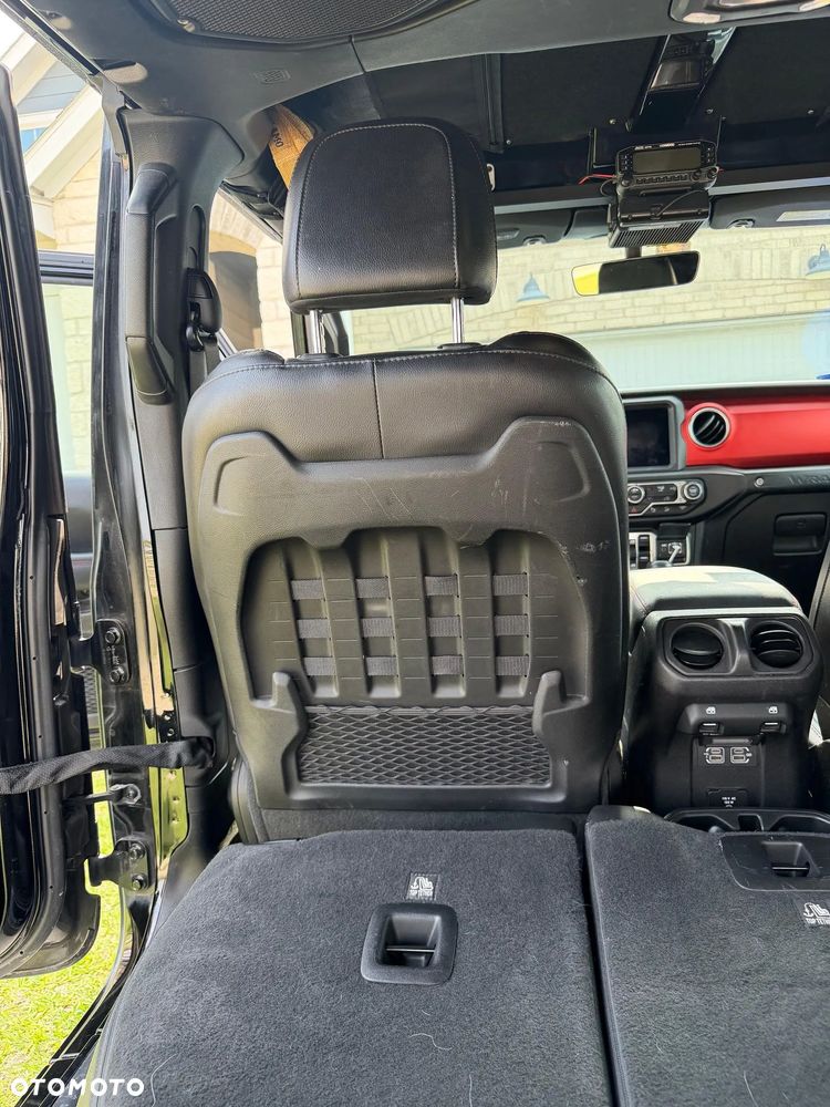 Jeep Wrangler 3.6 Unlim Rubicon - 29