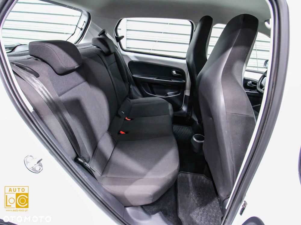 Volkswagen up! 1.0 move - 11