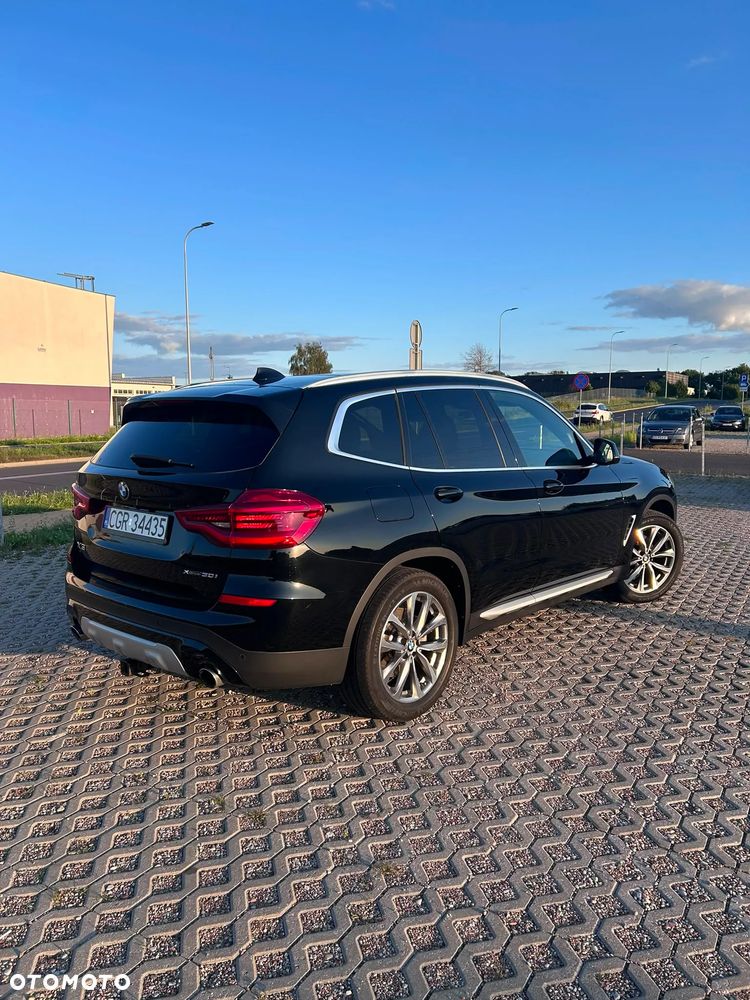 BMW X3 xDrive30i GPF Advantage sport - 10
