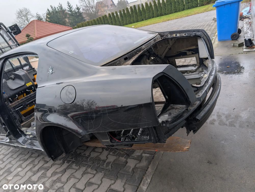Ćwiartka, błotnik, próg, dach. Maserati quattroporte 2004/2013 - 3