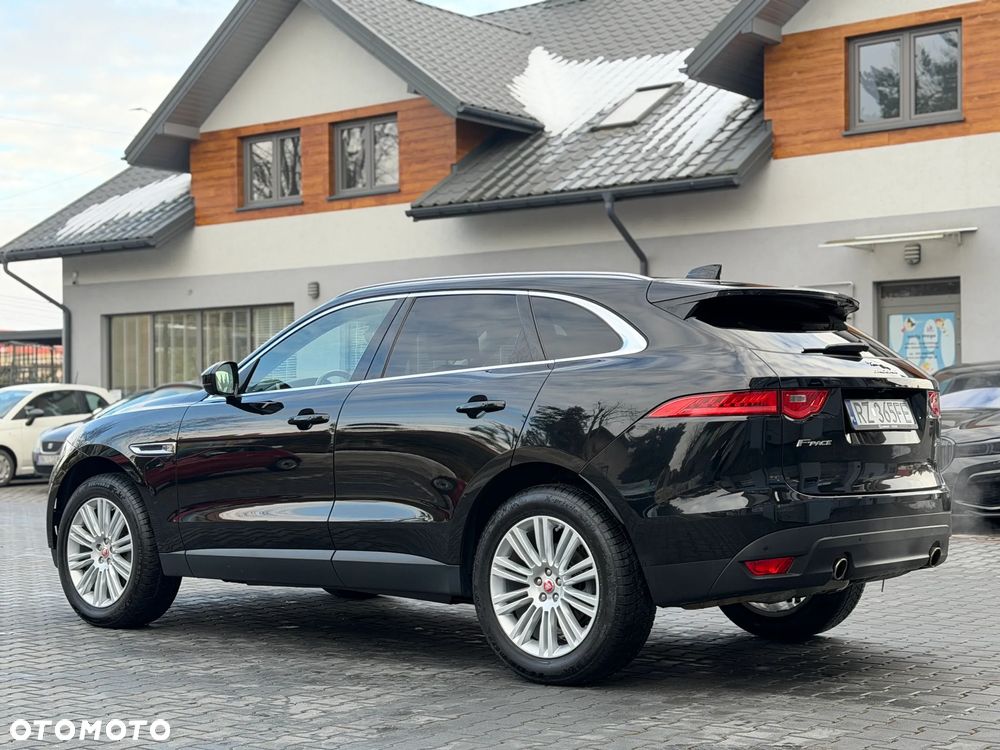 Jaguar F-Pace 30t AWD Portfolio - 5