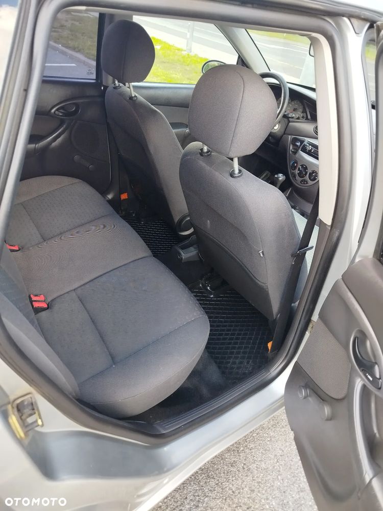 Ford Focus - 6