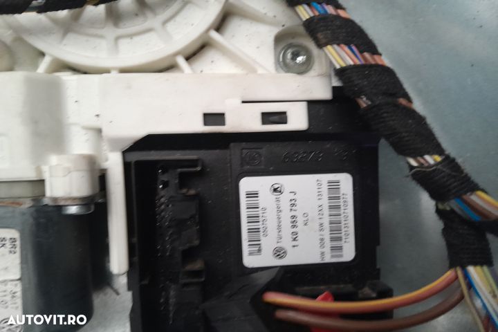 Macara geam fata stanga electrica 5N0837461 / 1K0959793J / 963C20-344 - 6