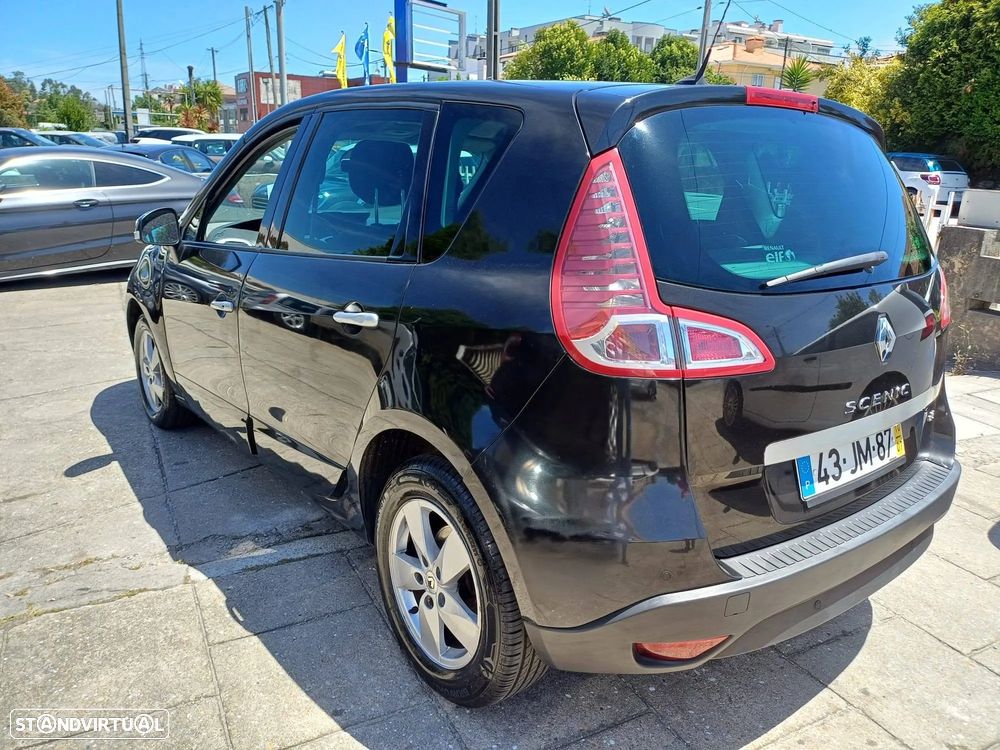 Renault Scénic 1.5 dCi Luxe - 4