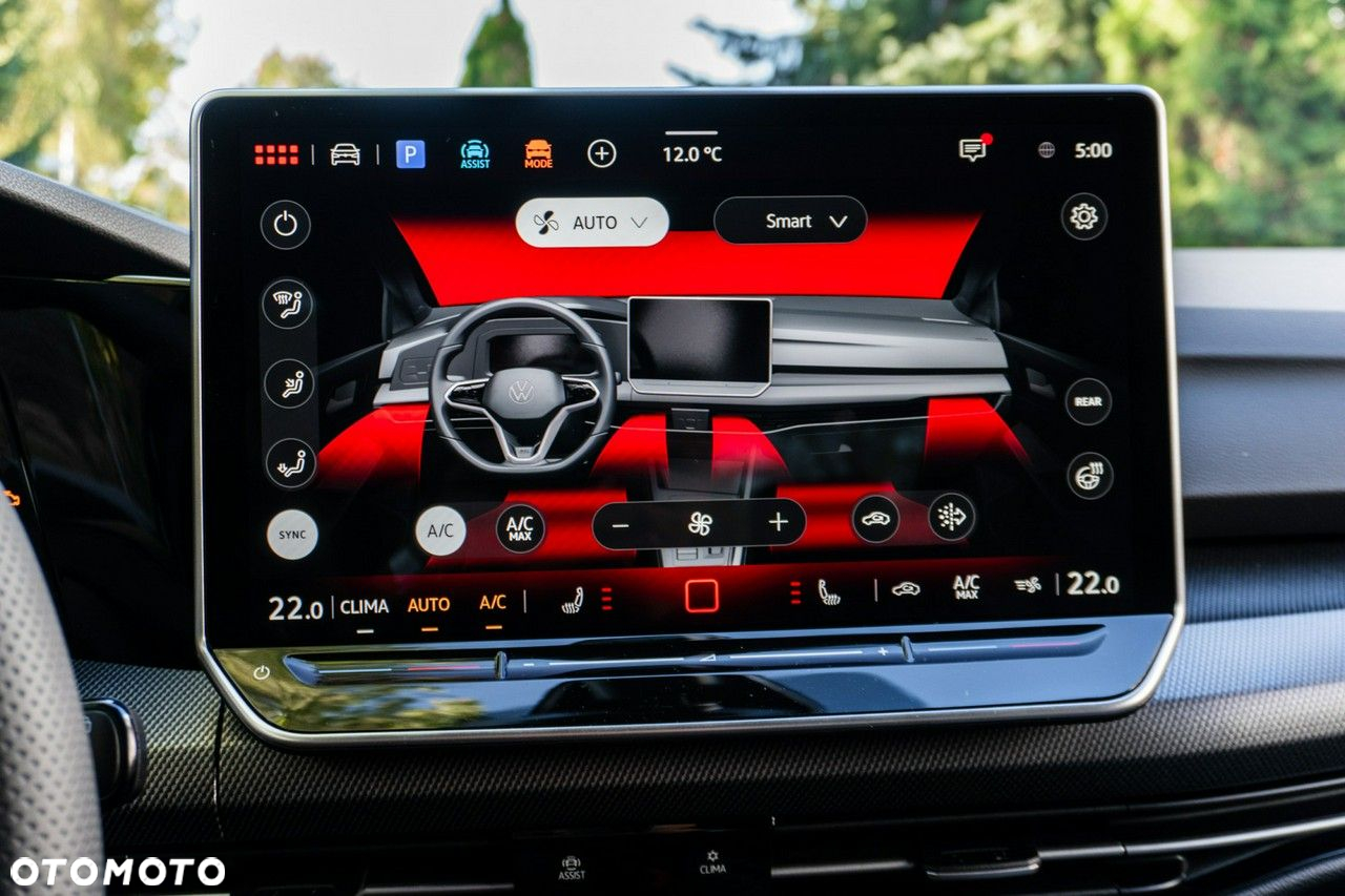 Volkswagen Golf - 28