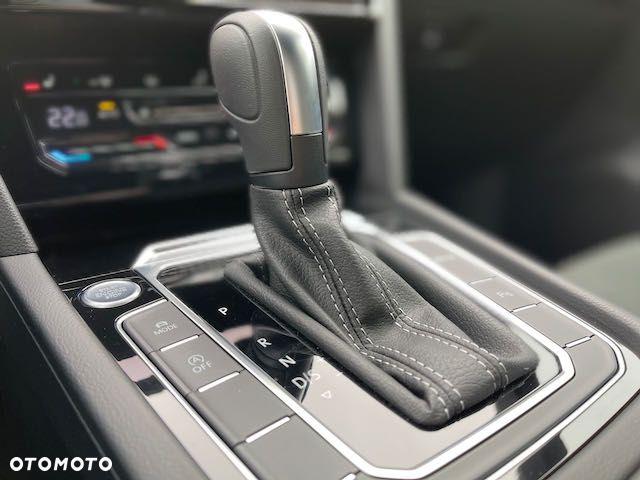 Volkswagen Arteon 2.0 TSI DSG R-Line - 9