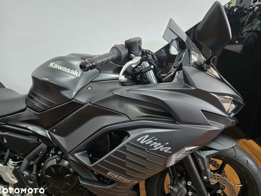 Kawasaki Ninja - 27