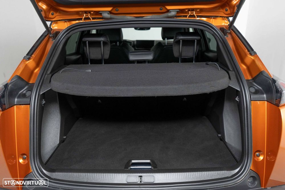 Peugeot 2008 1.2 PureTech GT - 12