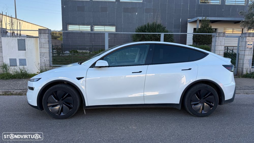 Tesla Model Y Long Range Tração Traseira - 5