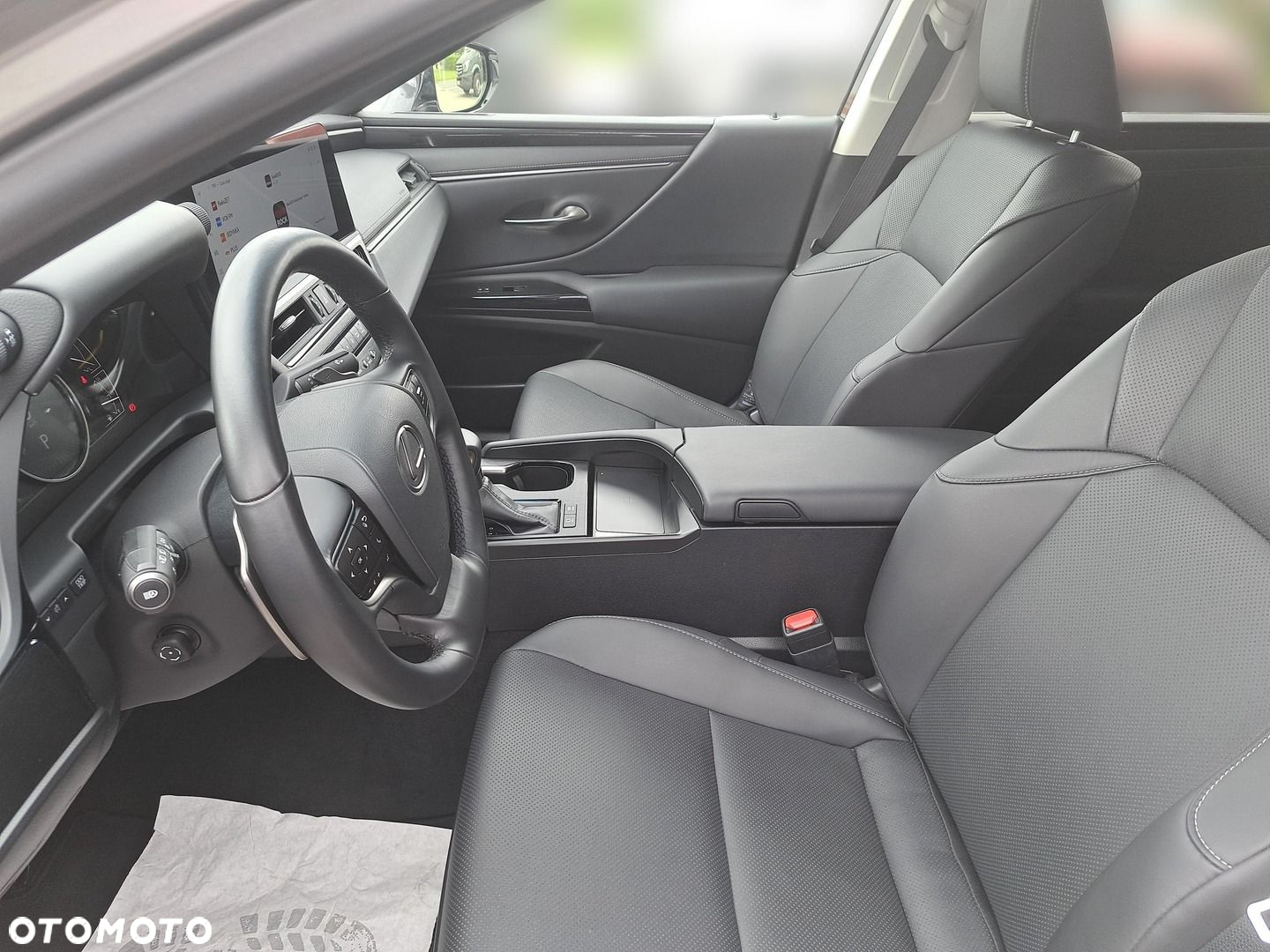 Lexus ES - 9