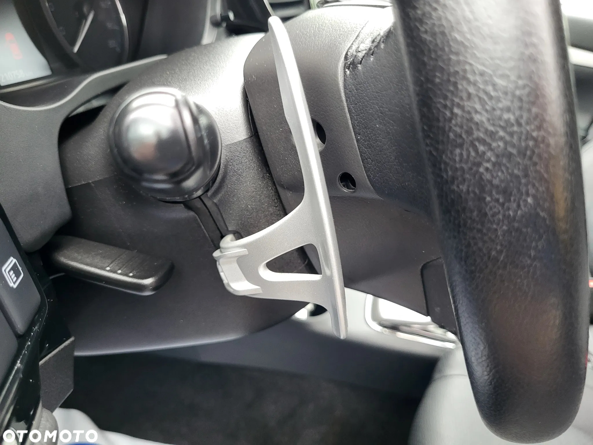Mitsubishi Outlander ver-2-4-4wd-plug--in-hybrid-intro-edition - 21