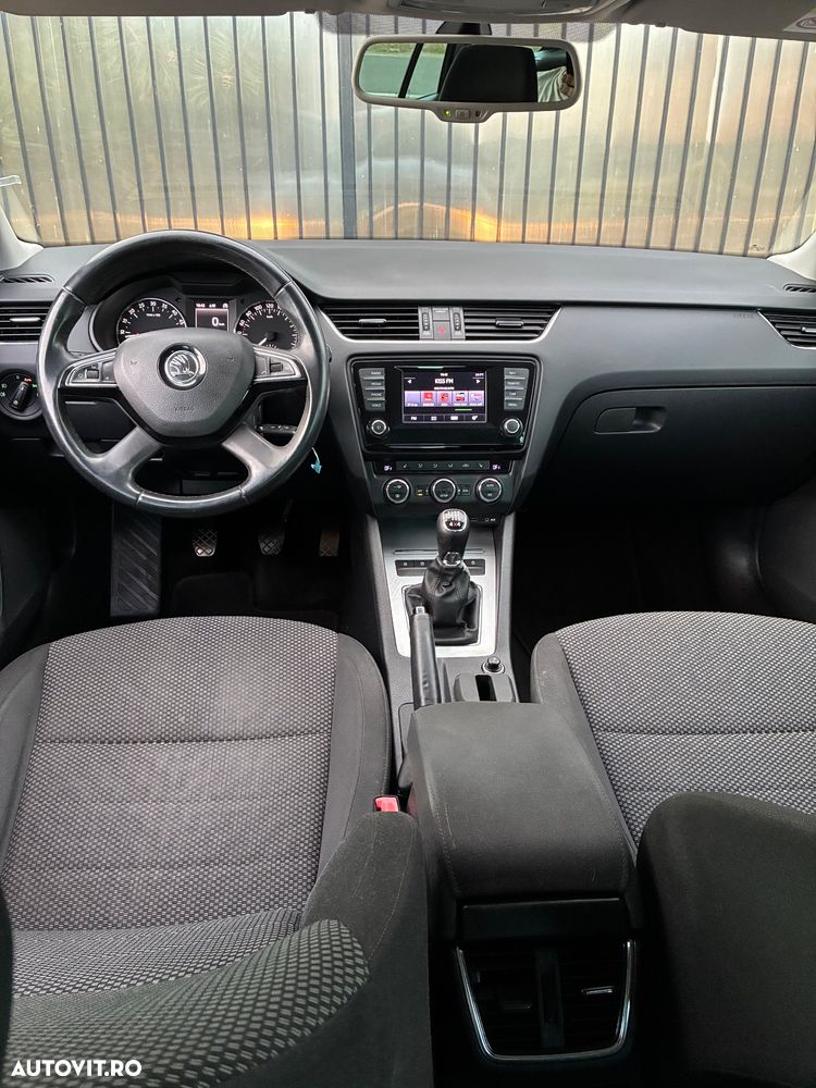 Skoda Octavia - 7
