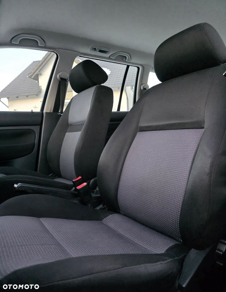 Volkswagen Golf 1.6 Ocean - 12