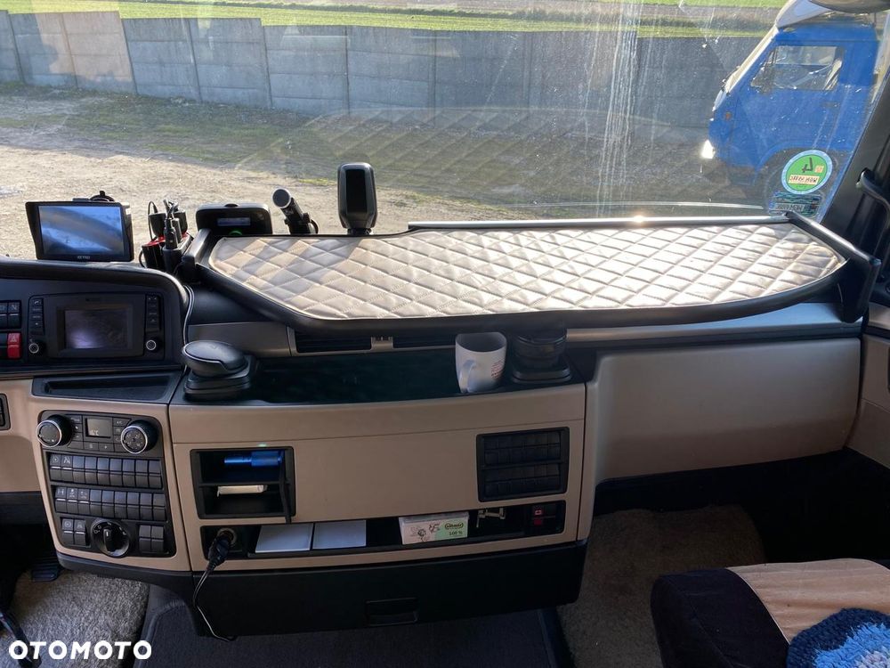 MAN TGX - 12