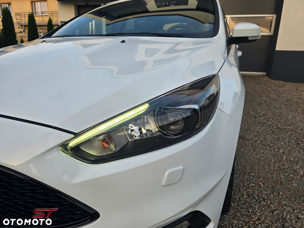 Ford Focus - 7