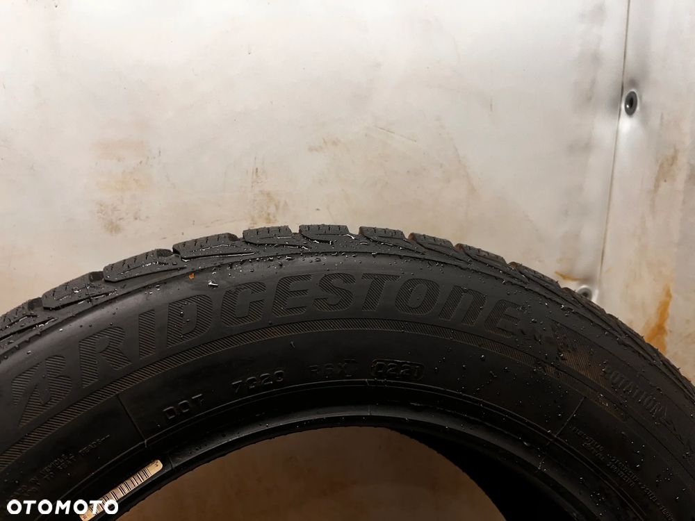 G-2522 205/60R16 92H BRIDGESTONE BLIZAK LM - 32 - 3