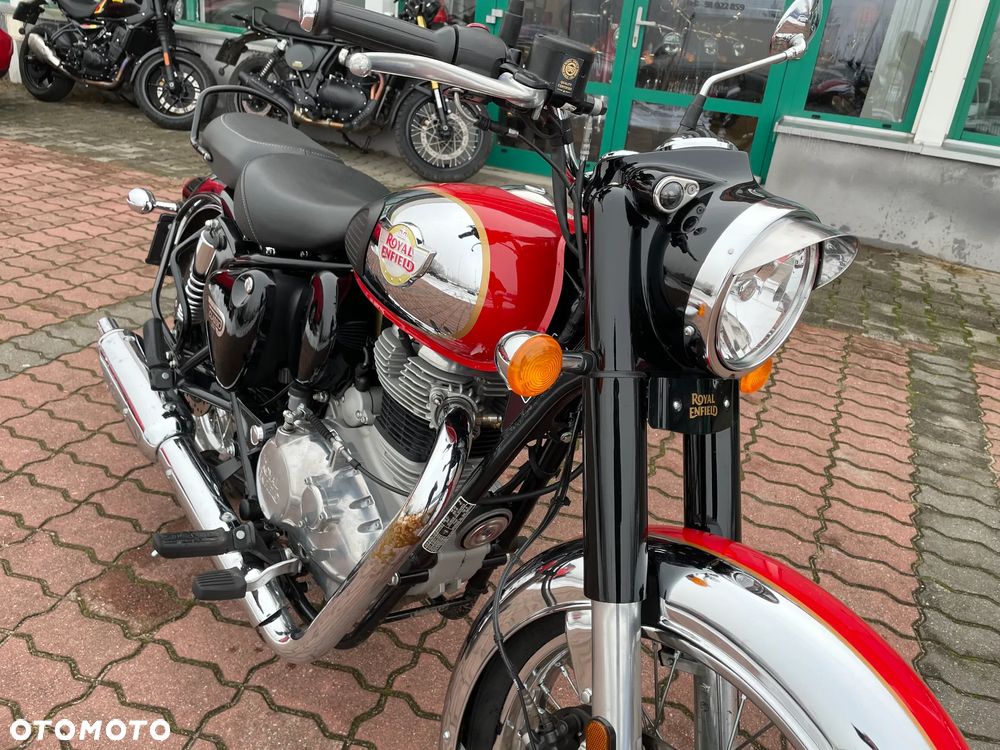 Royal Enfield Classic - 9