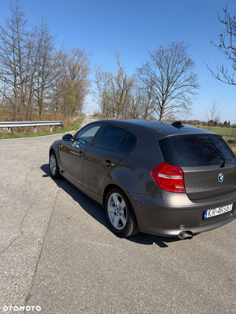 BMW Seria 1 120d - 3