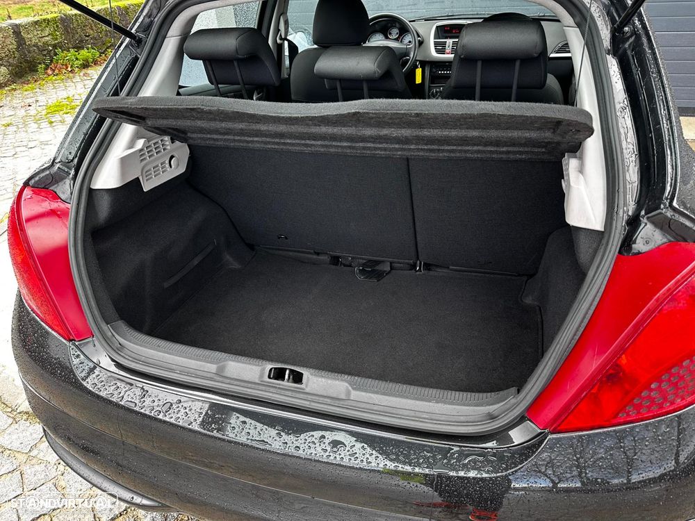 Peugeot 207 1.4 16V Active - 14