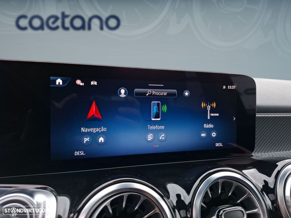 Mercedes-Benz GLB 200 AMG Line - 25