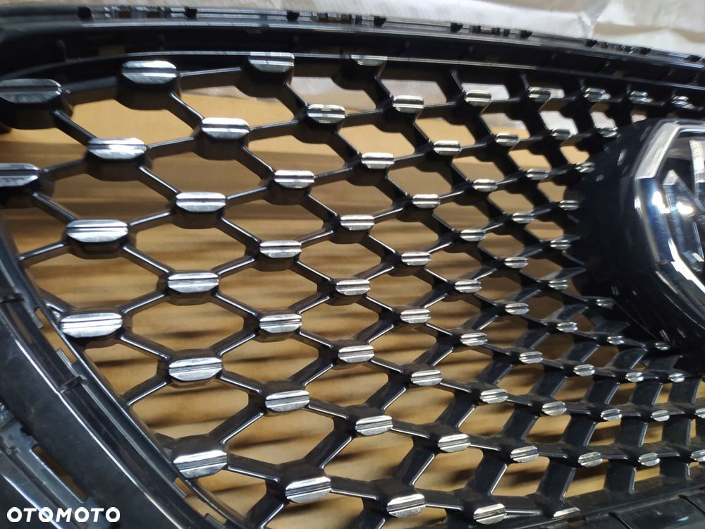 mg zs suv -- atrapa chłodnicy grill 10021164 - 9