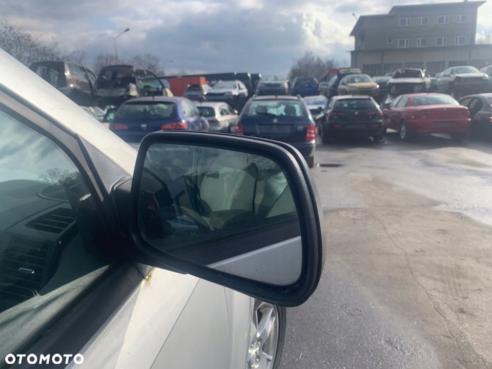 JEEP Grand Cherokee WK lusterko prawe