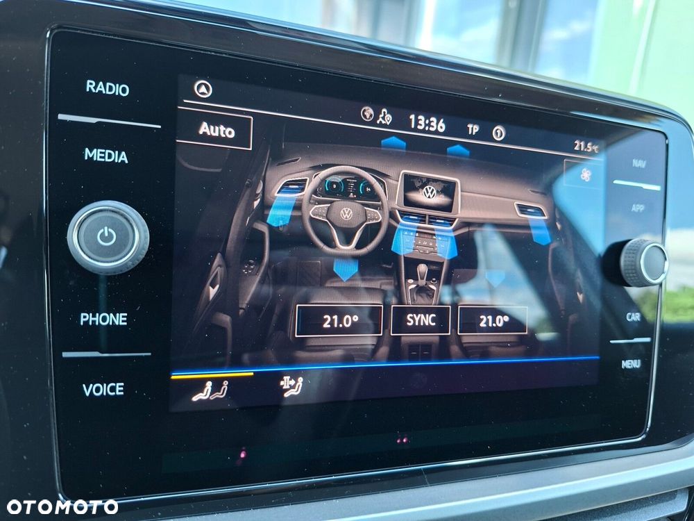 Volkswagen T-Roc - 25