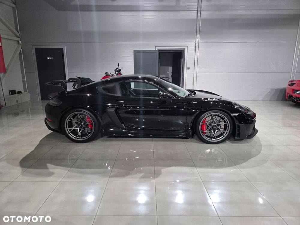 Porsche 718 Cayman - 16